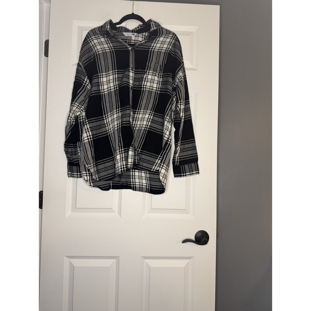 Old Navy The Boyfriend Button Up Plaid Flannel Black Gray White Xl